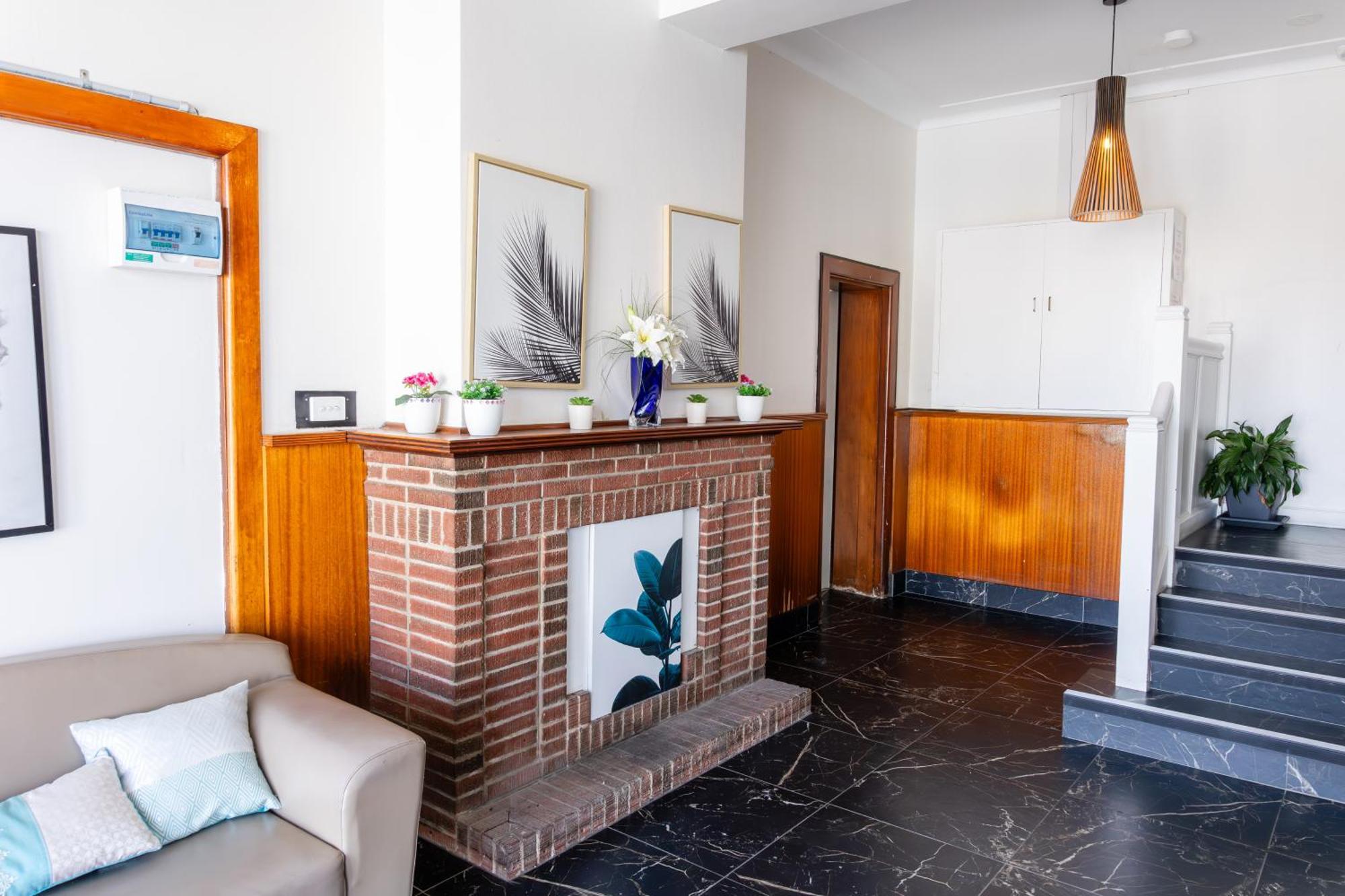 Exchange Hotel Гоулбёрн Экстерьер фото